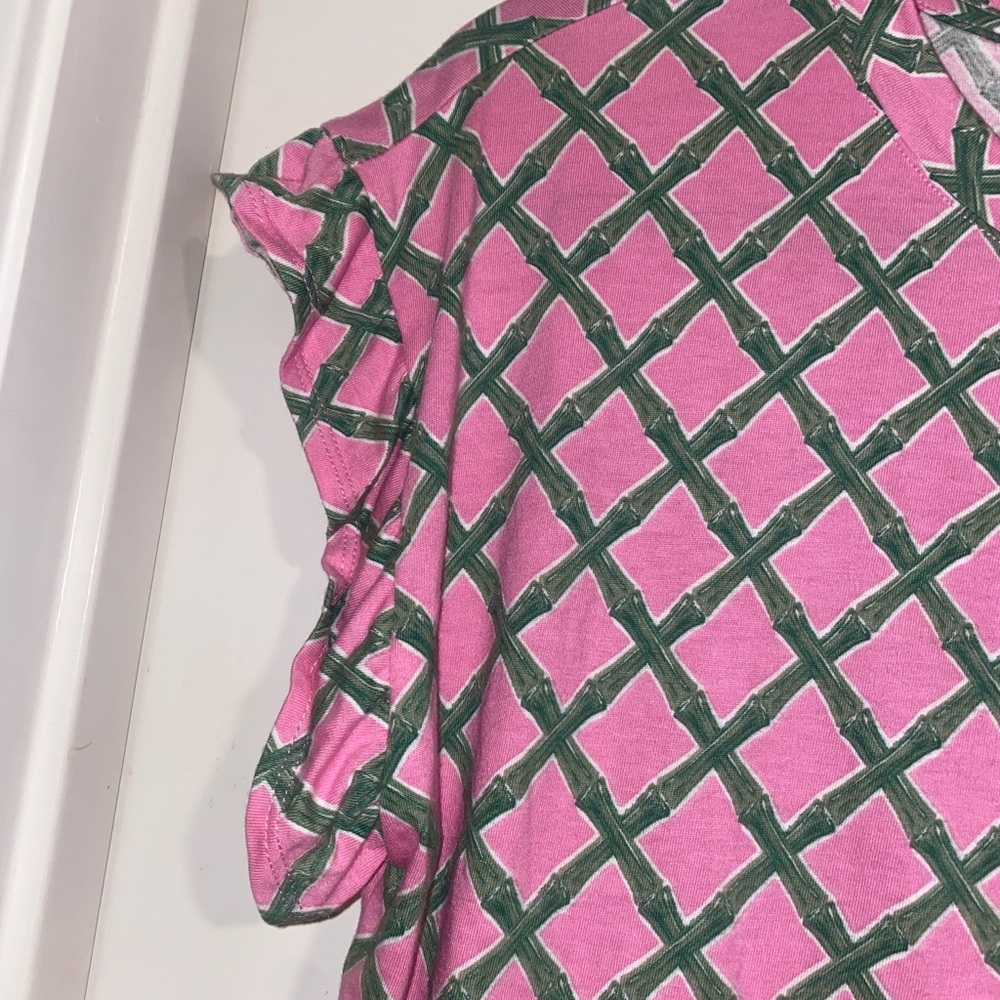 Crown & Ivy Pink and Green Diamond Pattern Top - Picture 2 of 5